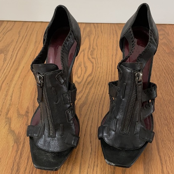 Jessica Simpson striker heel - Picture 2 of 11